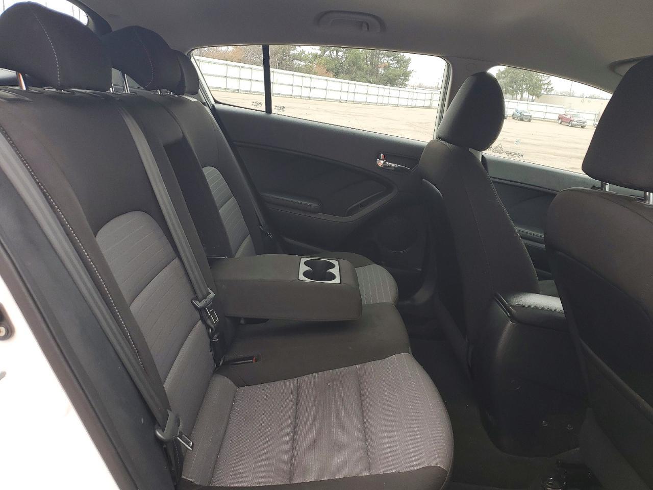 2016 KIA FORTE