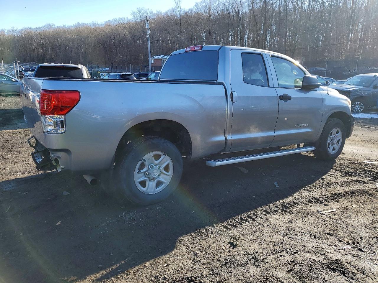 2012 TOYOTA TUNDRA