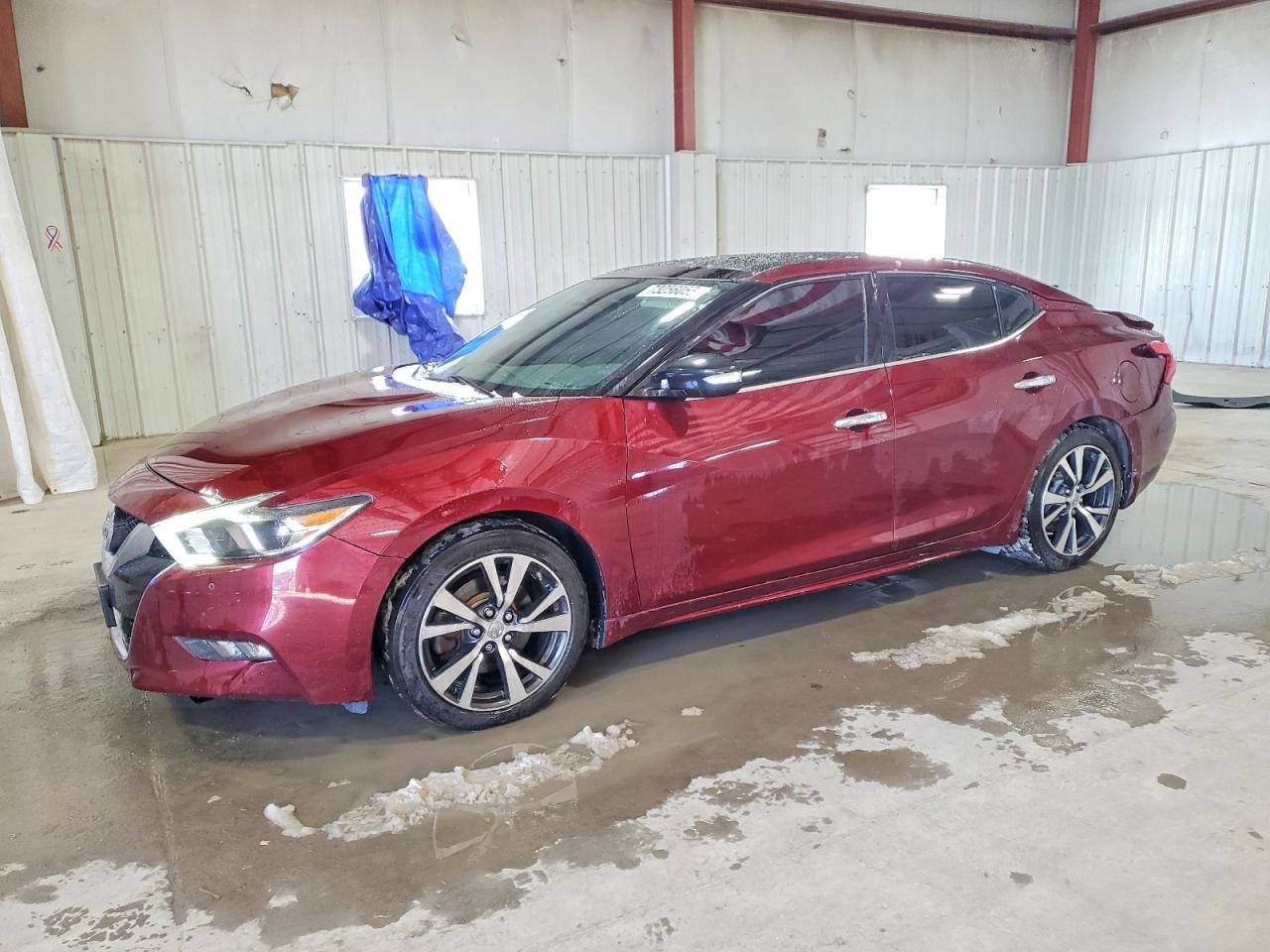 2017 NISSAN Maxima