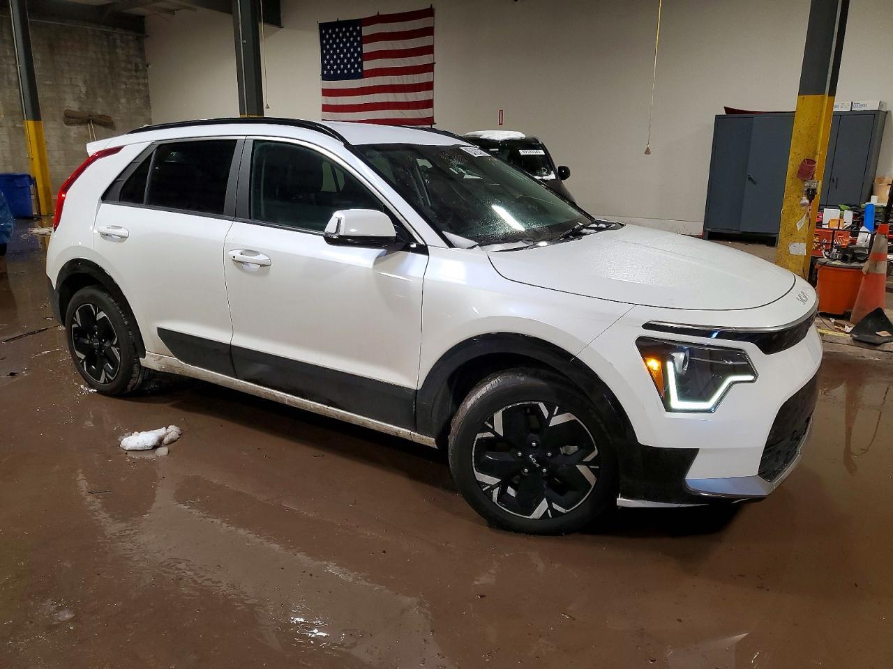 2023 KIA Niro