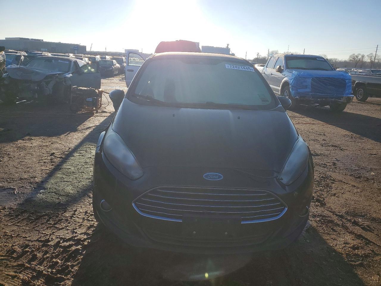 2015 FORD Fiesta
