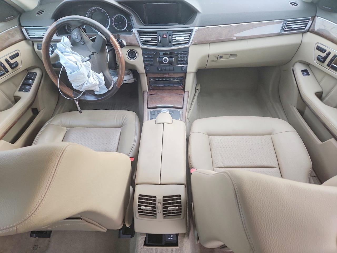 2011 MERCEDES-BENZ E-Class