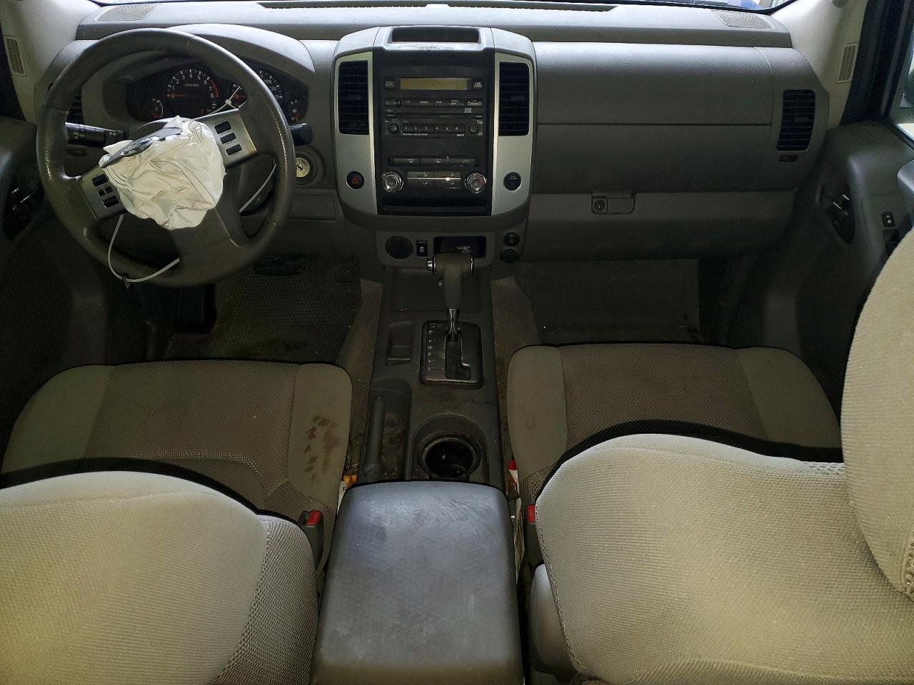 2012 NISSAN Frontier