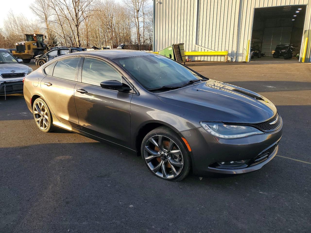 2015 CHRYSLER 200