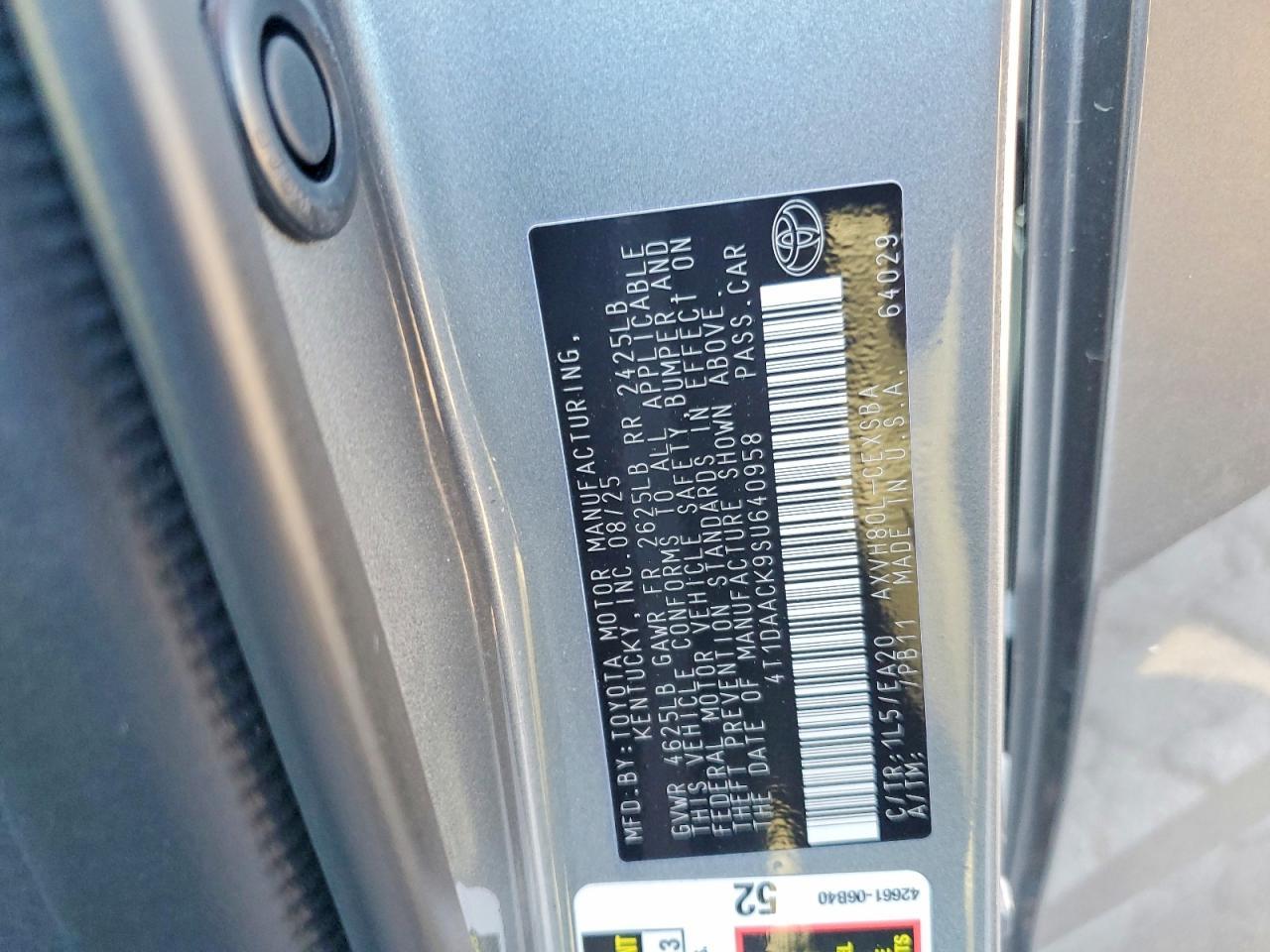 2025 TOYOTA CAMRY