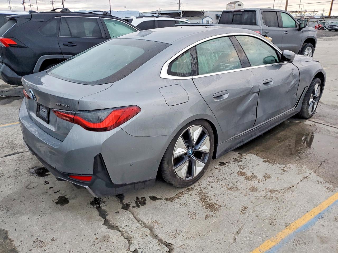 2023 BMW i4