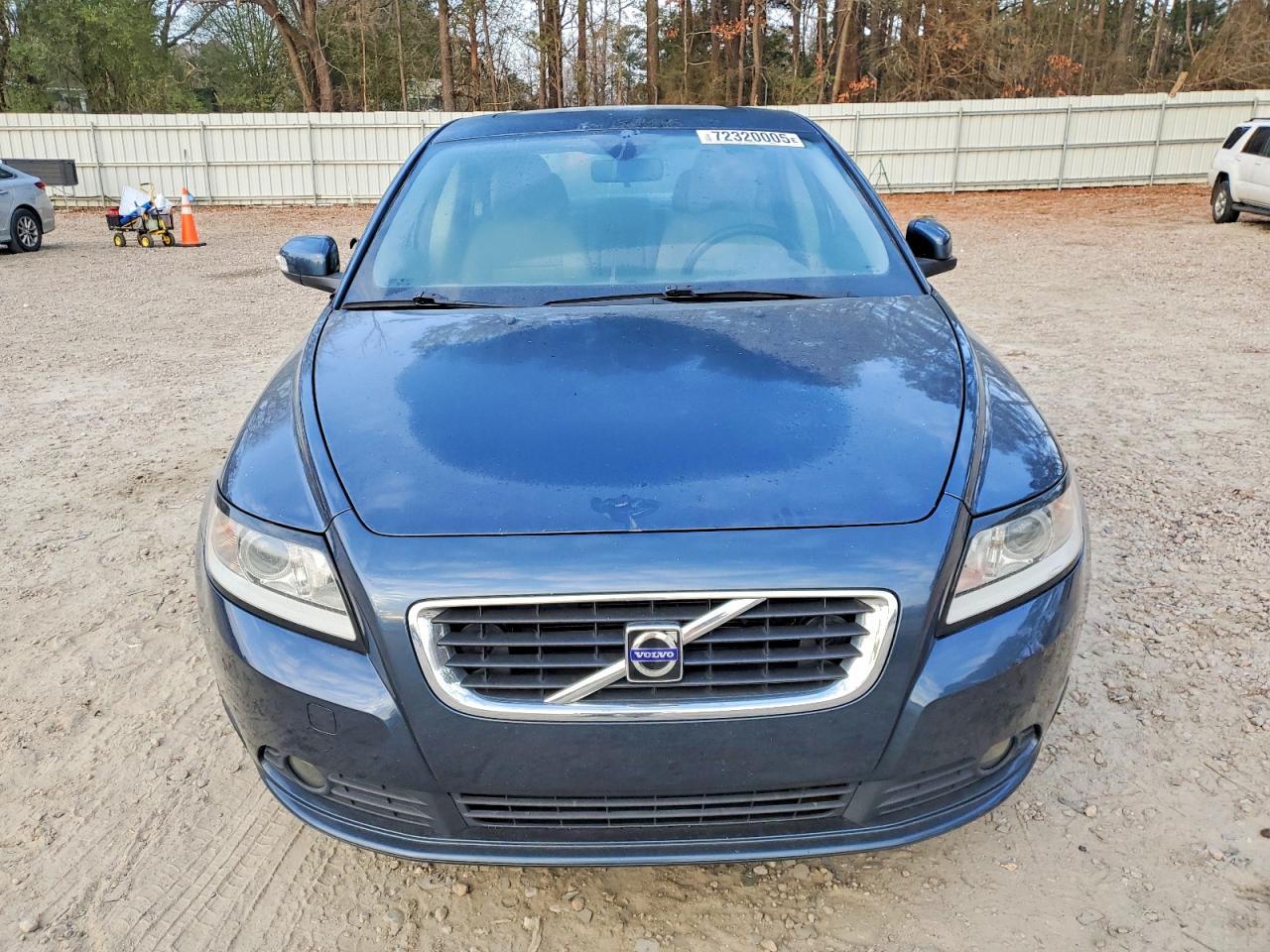 2010 VOLVO S40