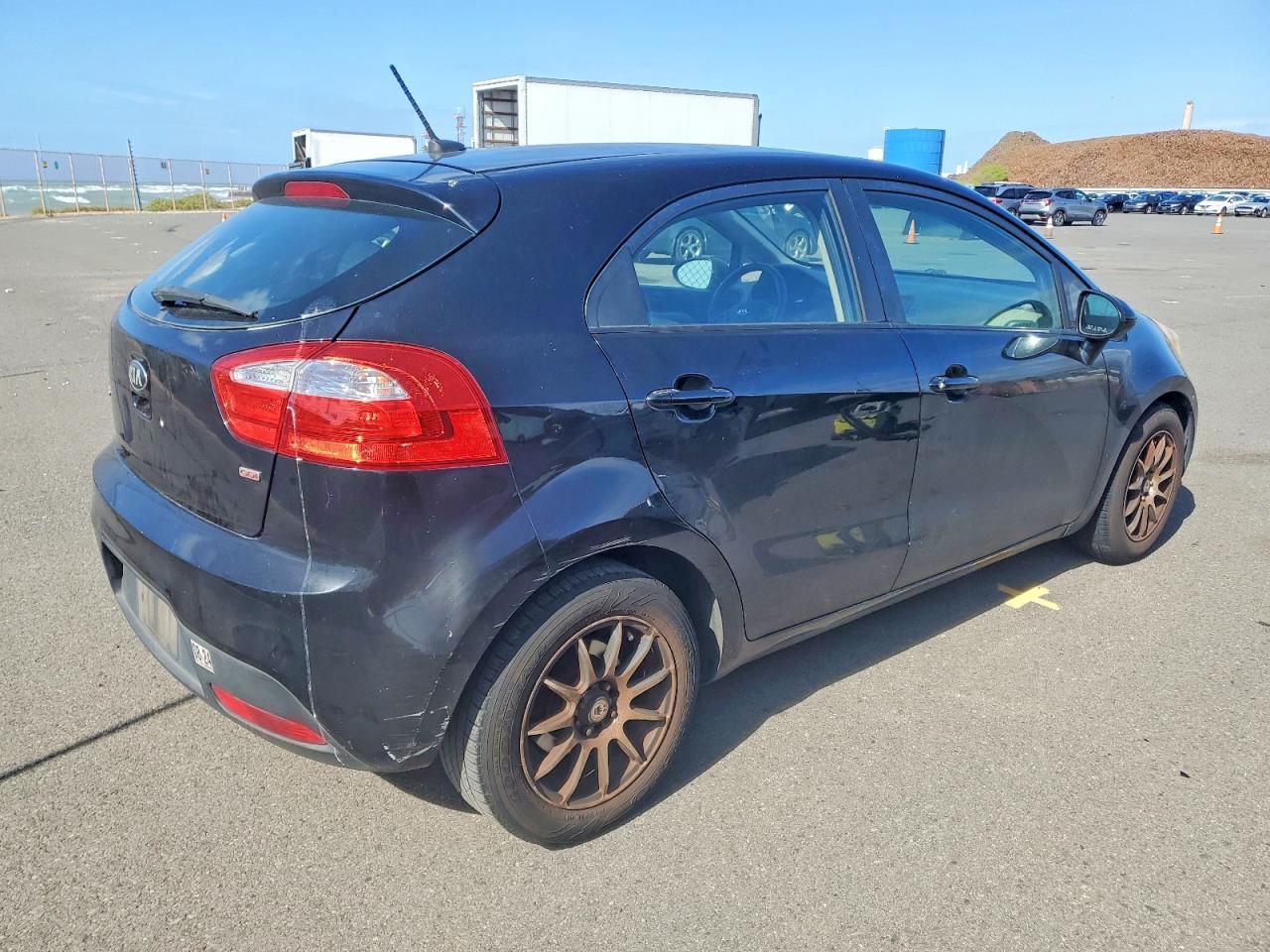 2013 KIA RIO