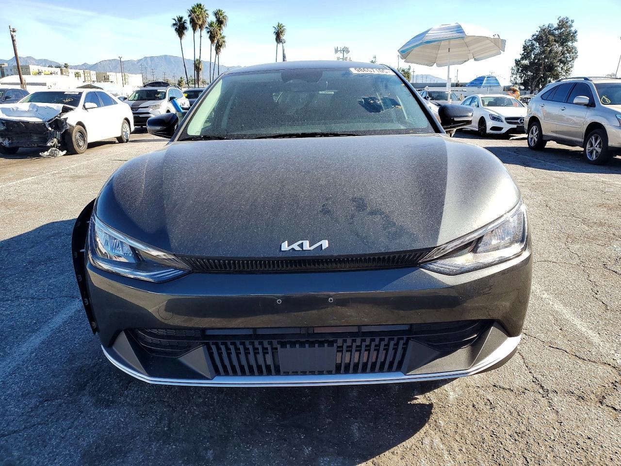 2024 KIA EV6
