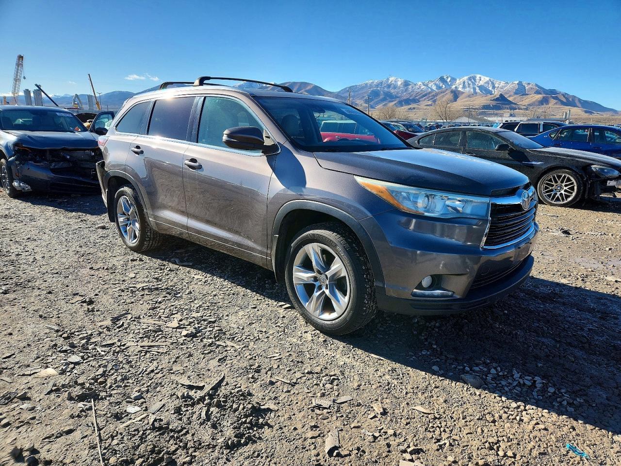 2015 TOYOTA HIGHLANDER