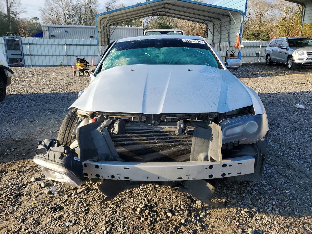 2019 CHRYSLER 300