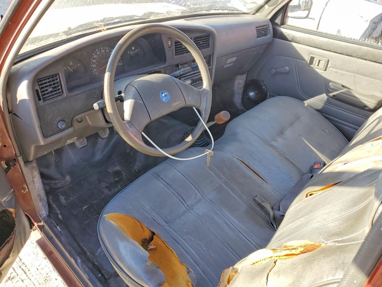 1989 TOYOTA Pickup