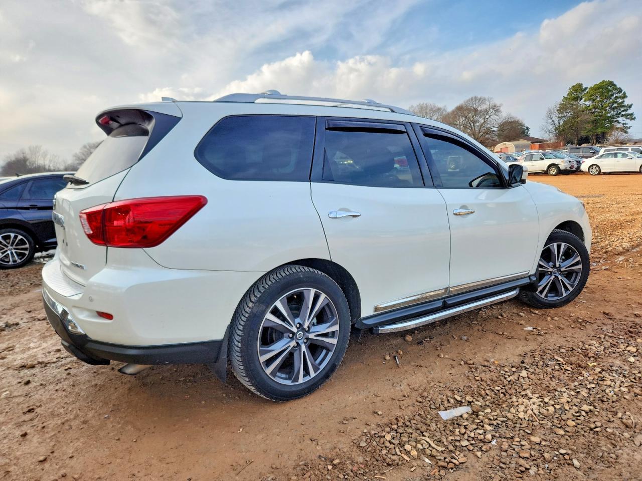 2020 NISSAN PATHFINDER