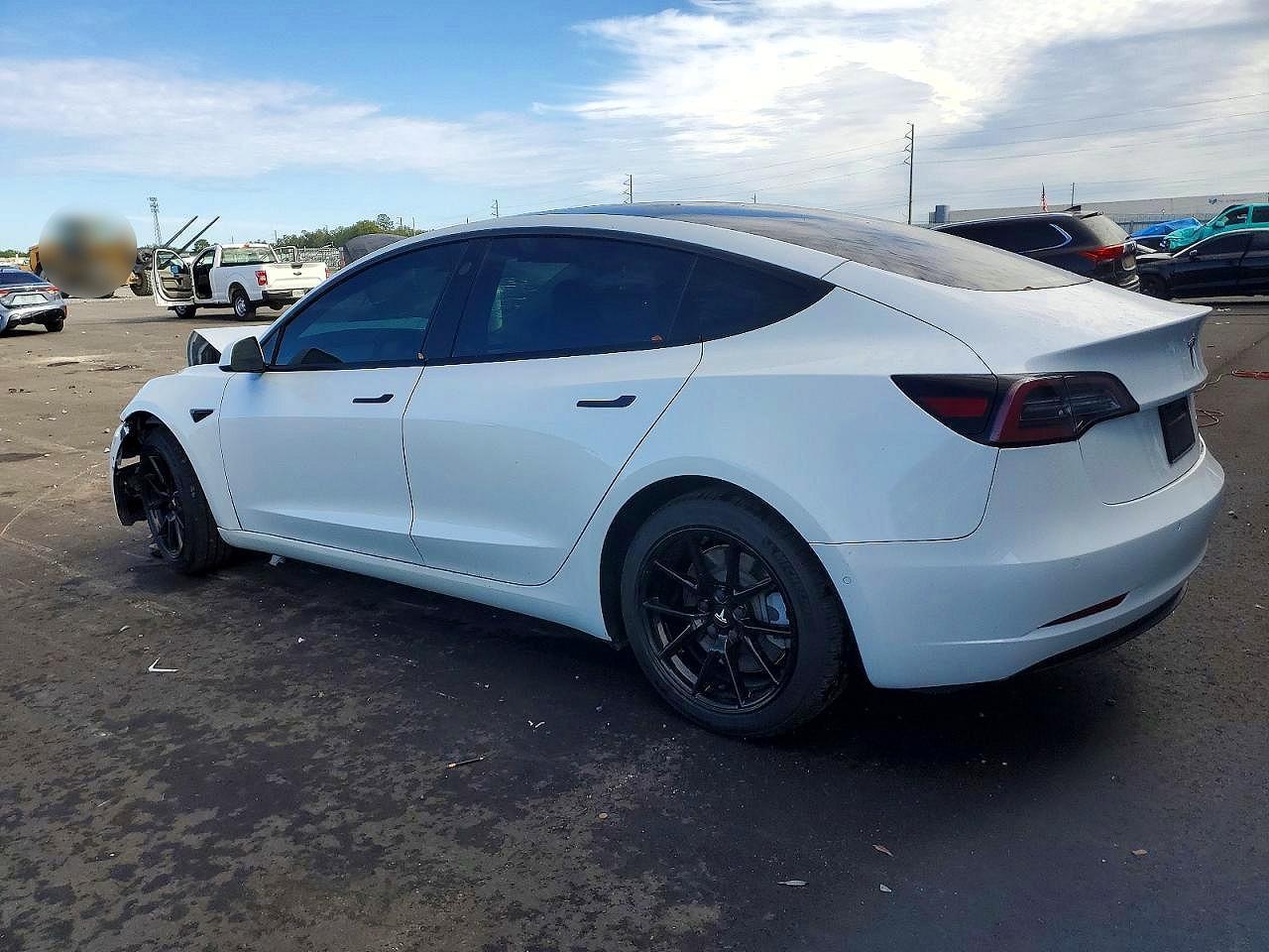 2021 TESLA MODEL 3