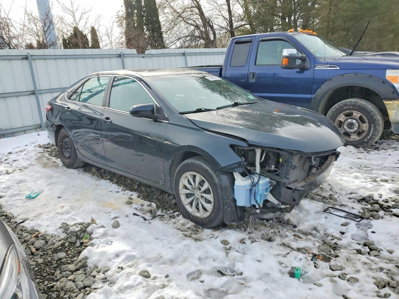 2015 TOYOTA CAMRY