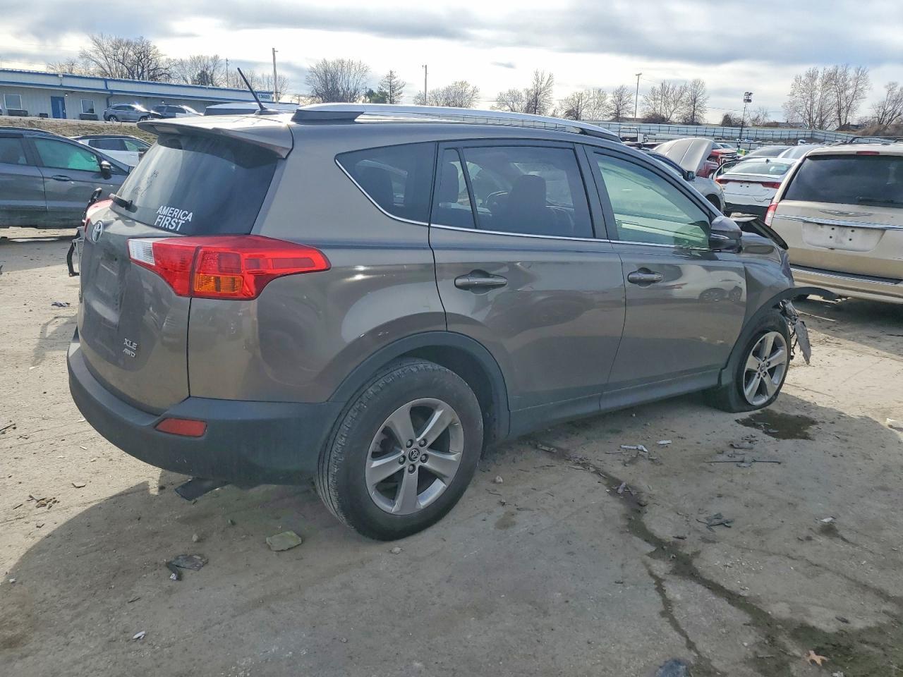 2015 TOYOTA RAV4