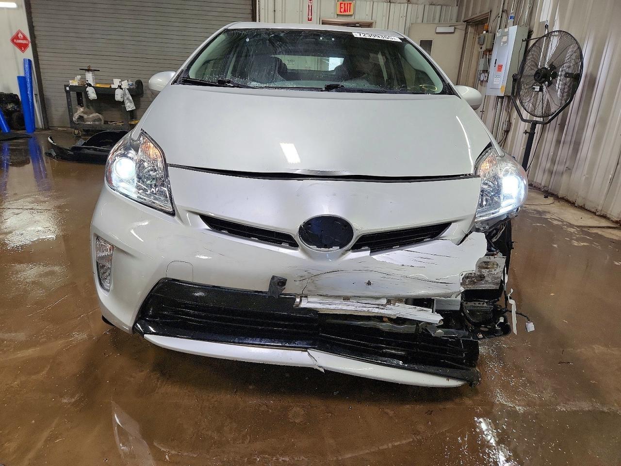 2013 TOYOTA PRIUS