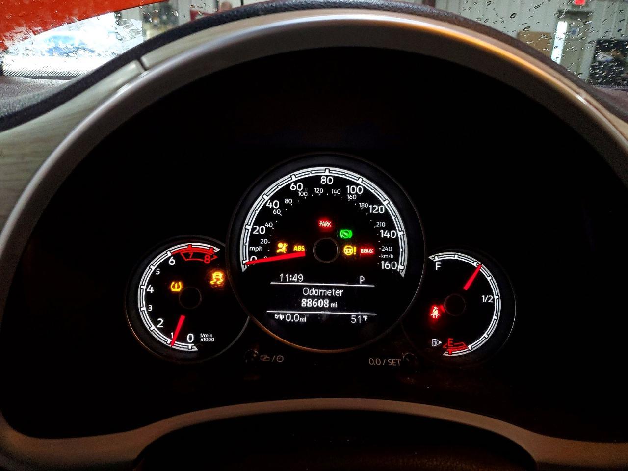 2018 VOLKSWAGEN Beetle