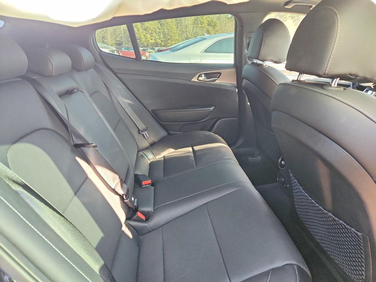 2022 KIA Stinger