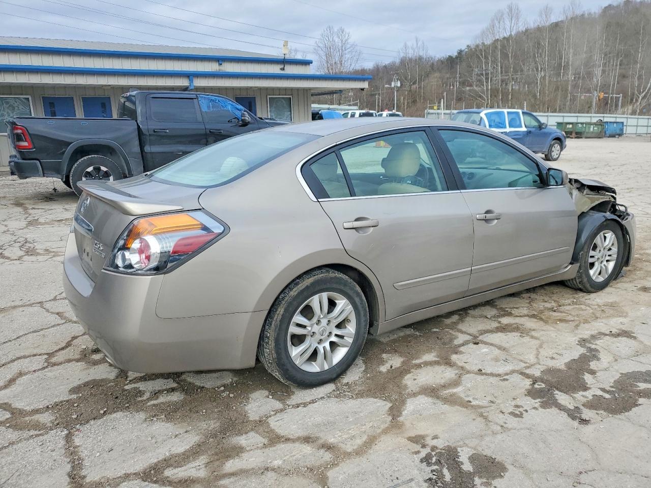 2011 NISSAN ALTIMA