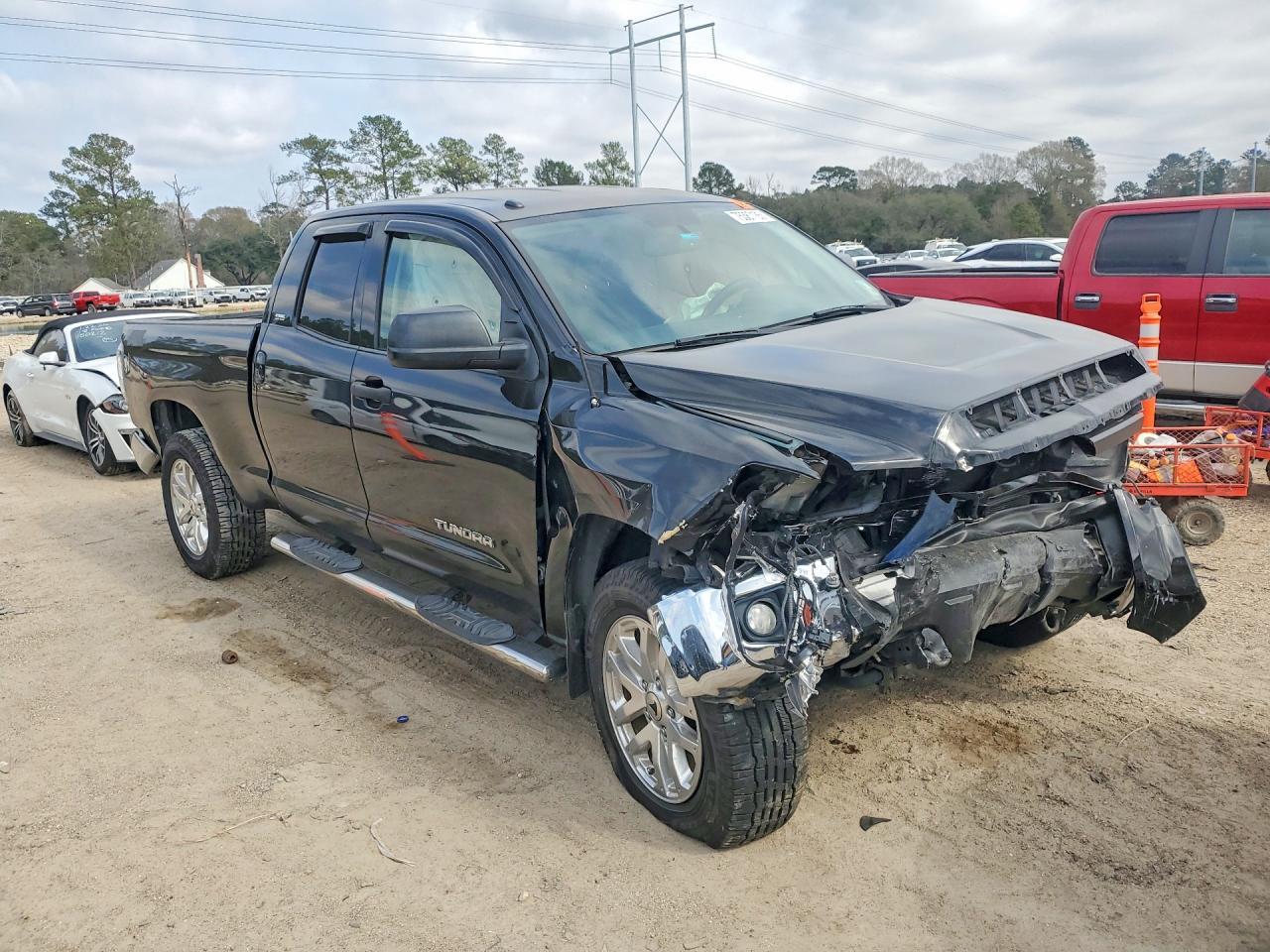 2014 TOYOTA TUNDRA