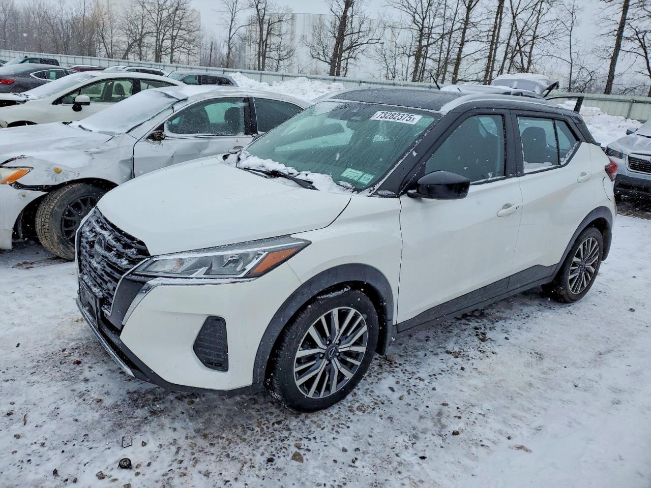 2023 NISSAN KICKS