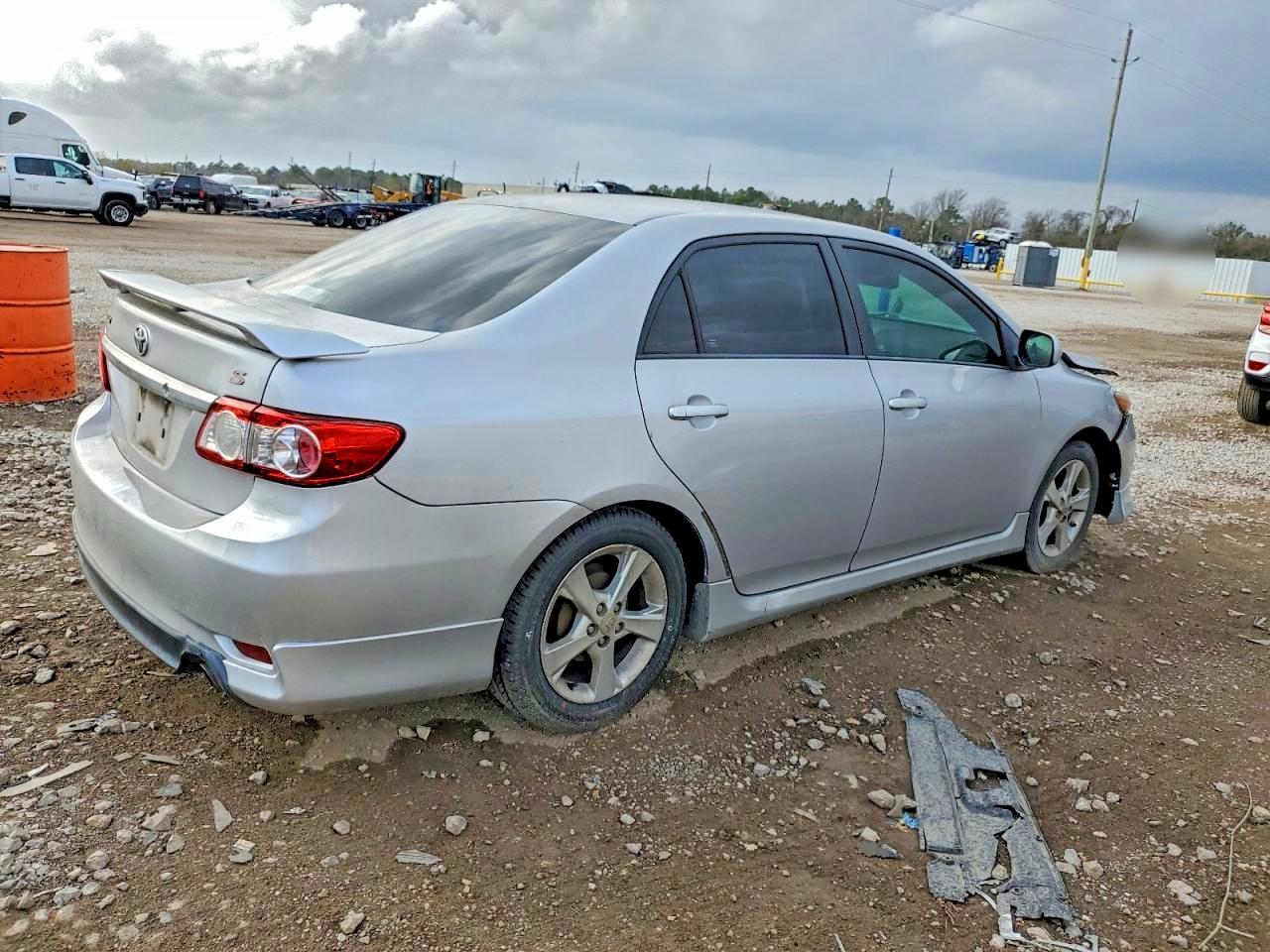 2012 TOYOTA COROLLA