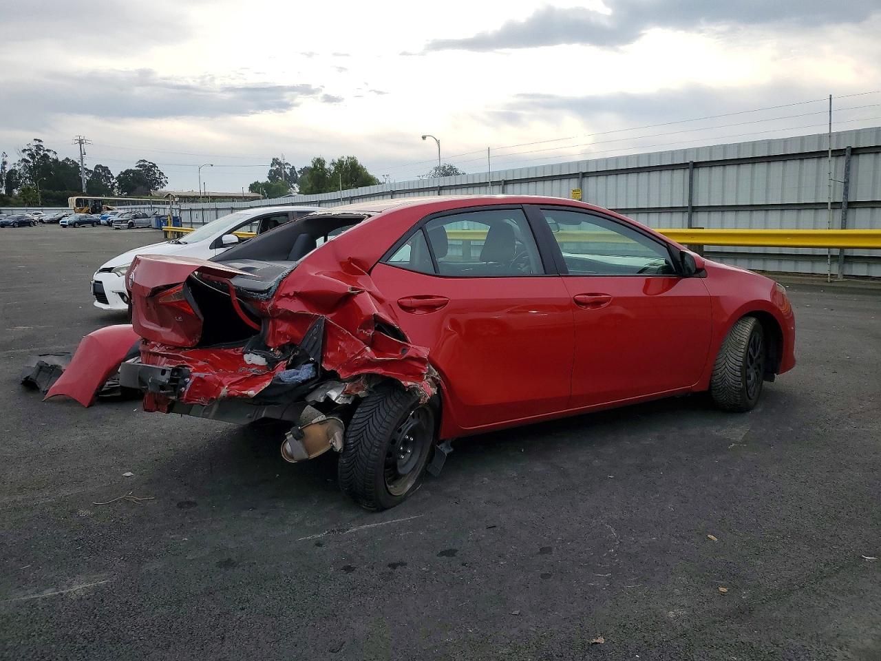 2018 TOYOTA COROLLA