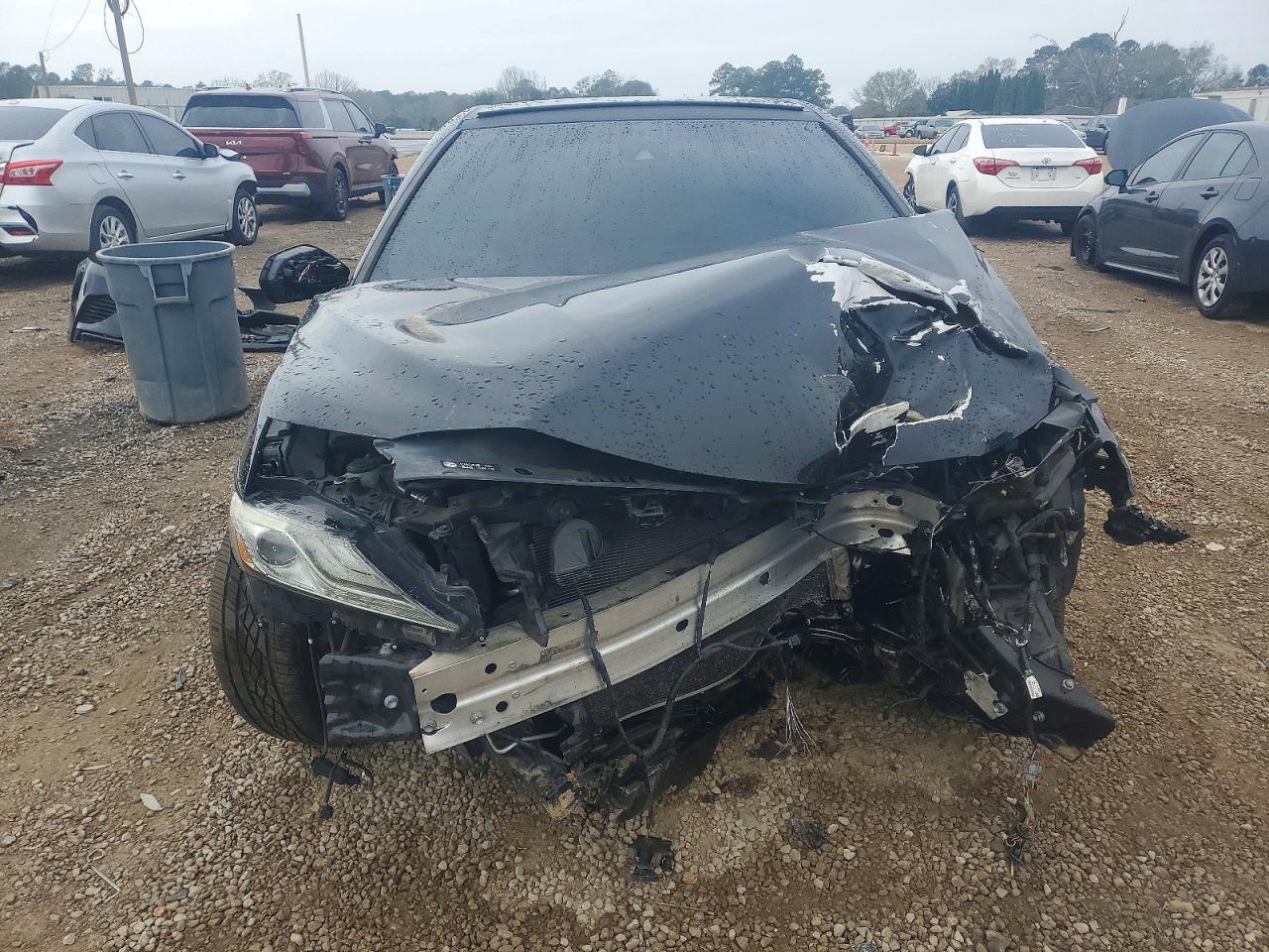 2019 TOYOTA CAMRY
