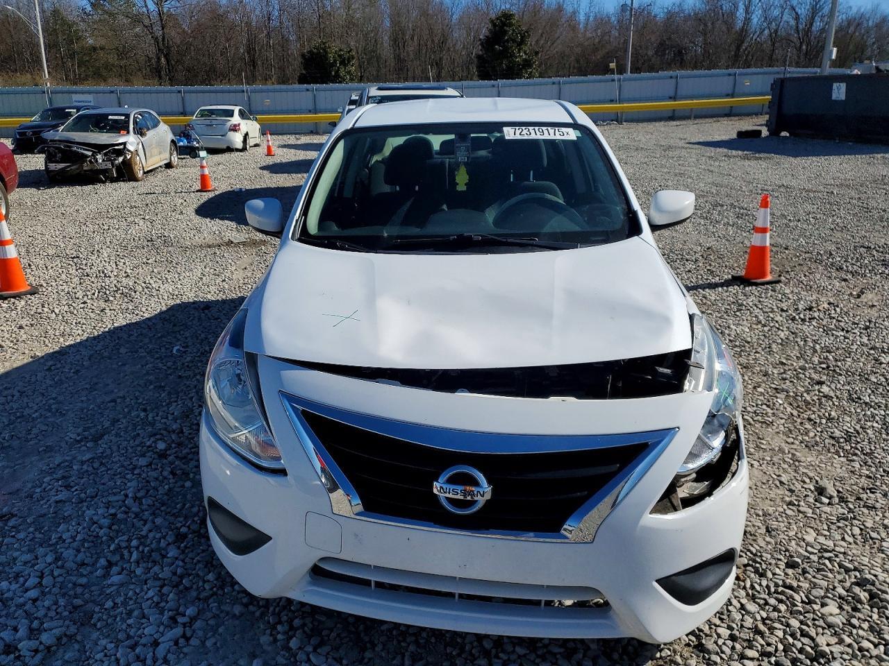 2019 NISSAN VERSA