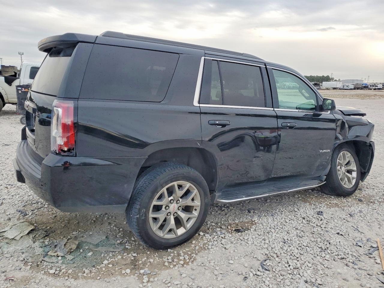 2017 GMC Yukon