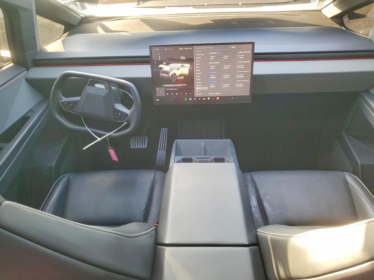 2024 TESLA Cybertruck