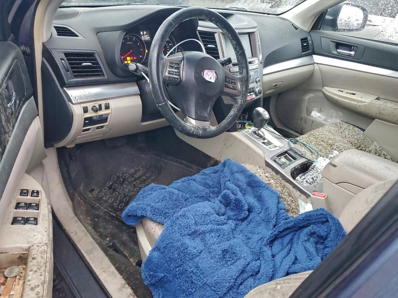 2014 SUBARU Outback