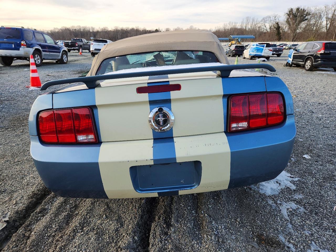 2006 FORD MUSTANG