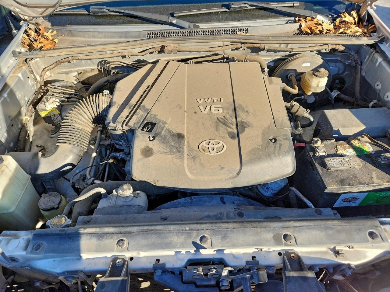 2011 TOYOTA TACOMA