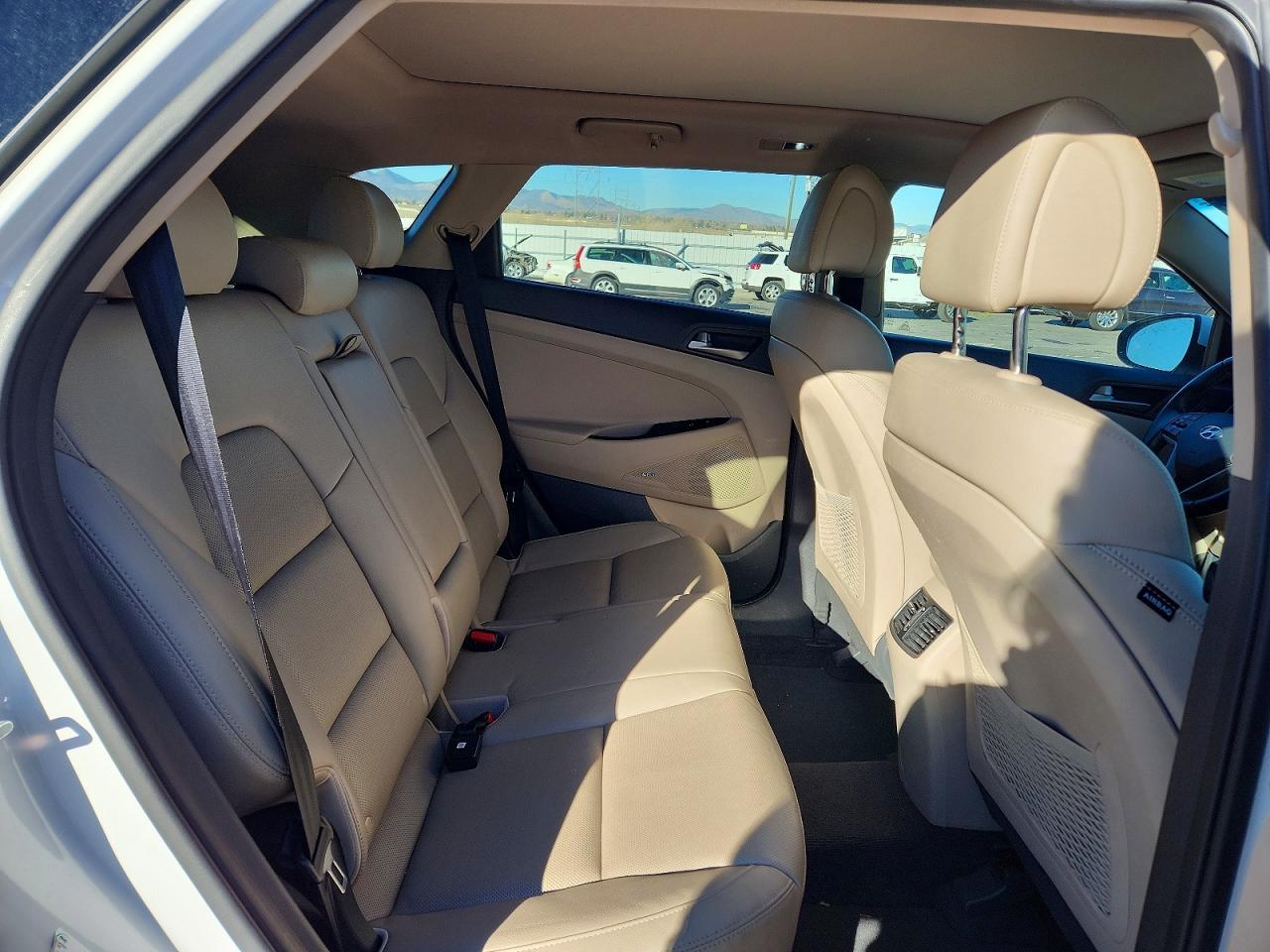 2018 HYUNDAI TUCSON