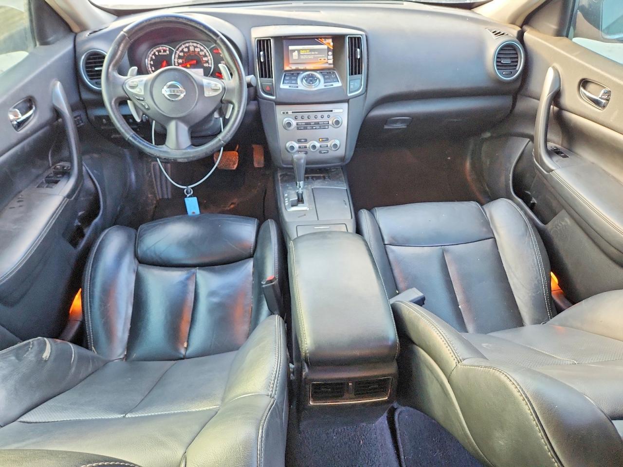 2012 NISSAN Maxima