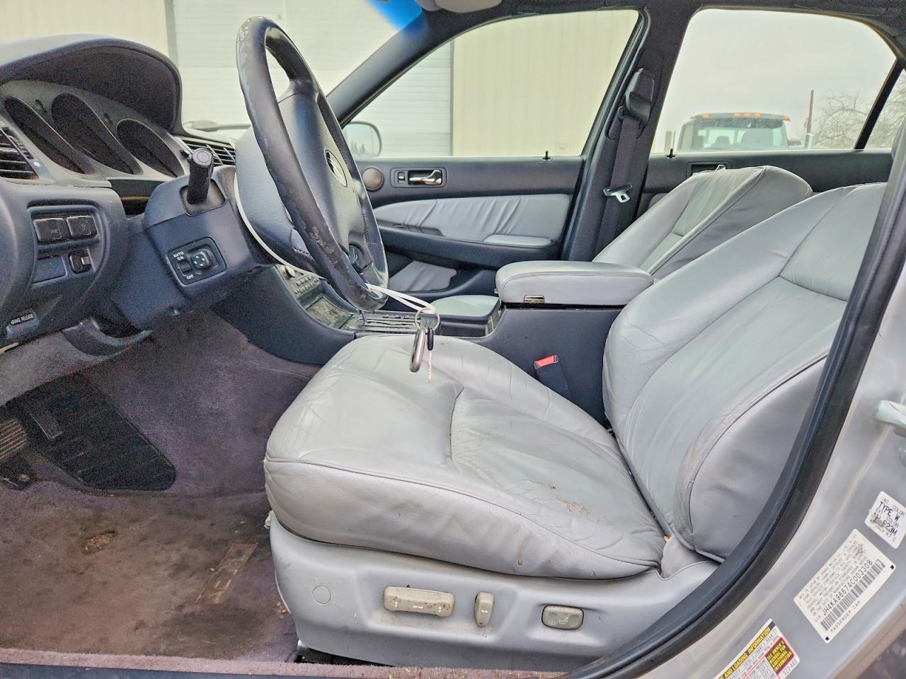 2004 ACURA RL