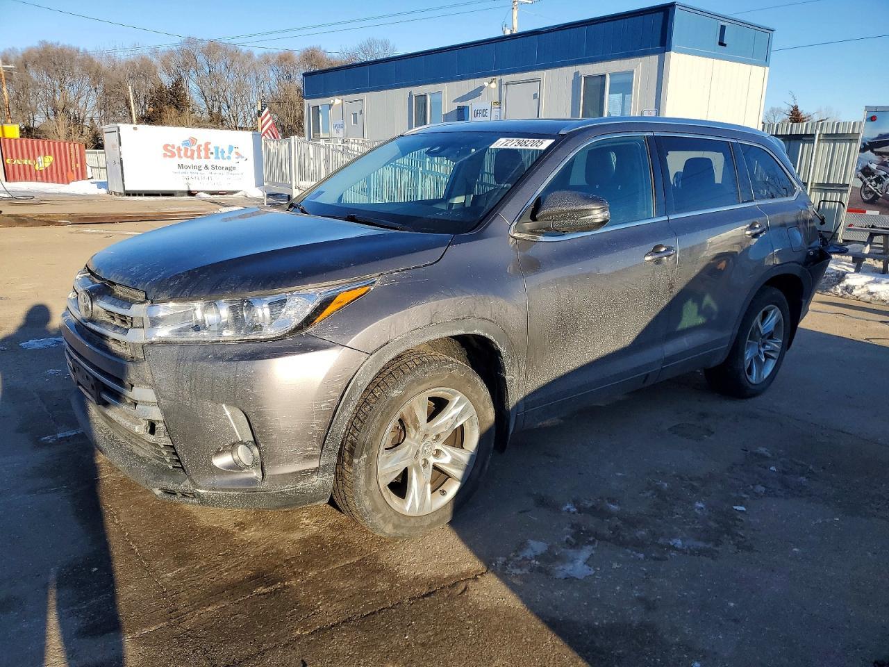2018 TOYOTA HIGHLANDER