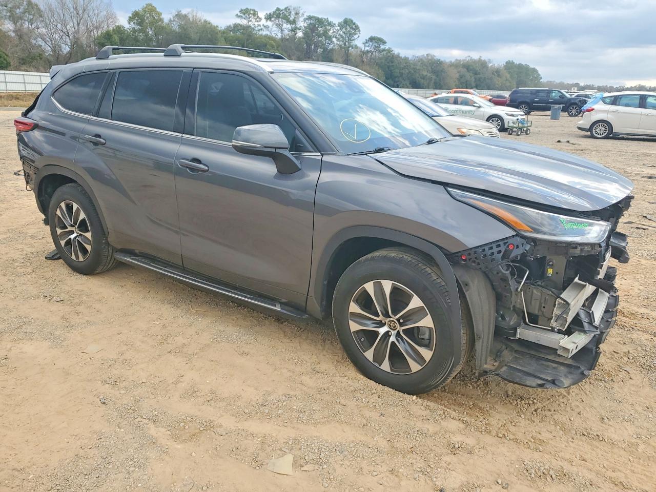 2021 TOYOTA HIGHLANDER