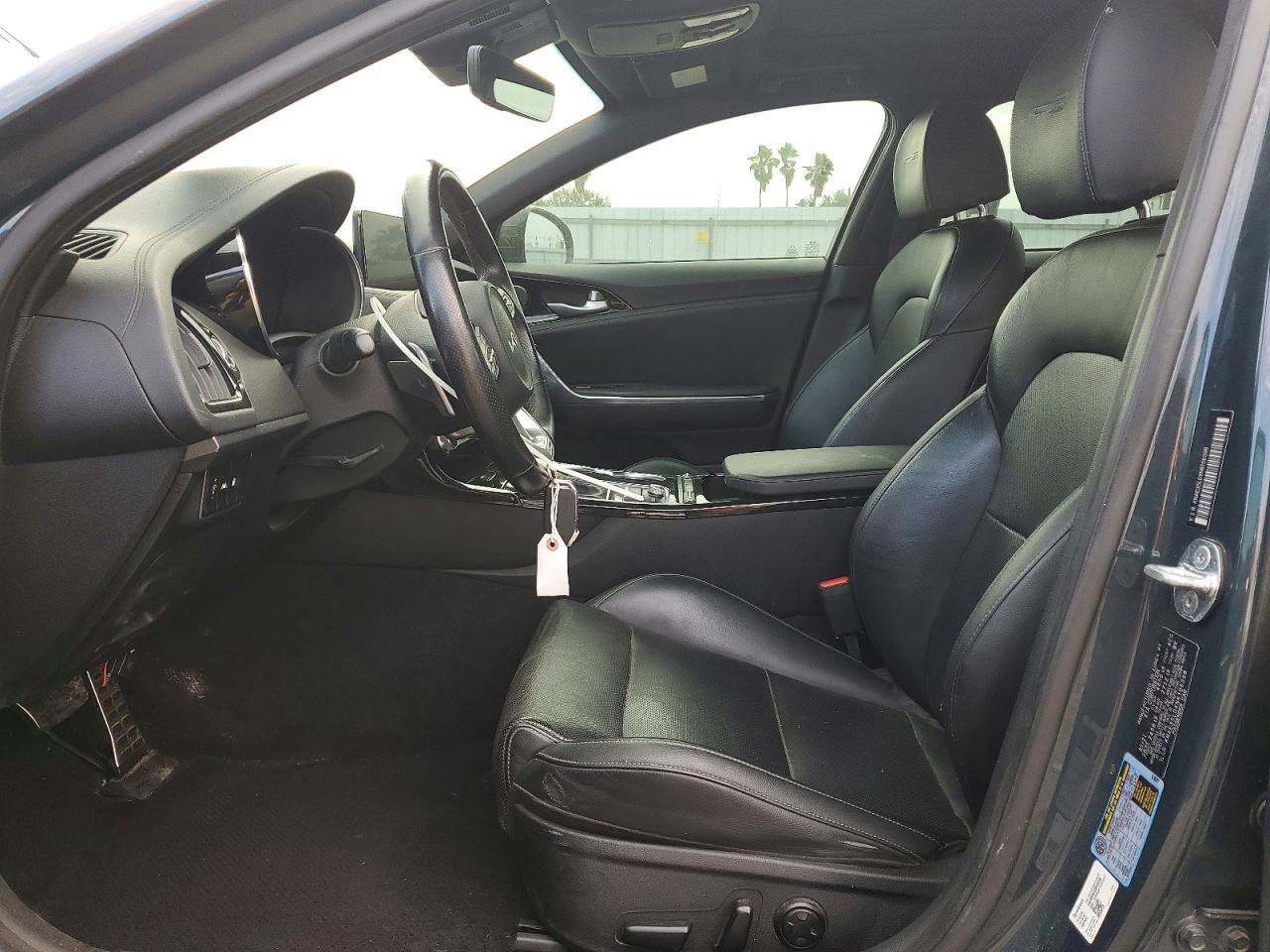 2022 KIA Stinger