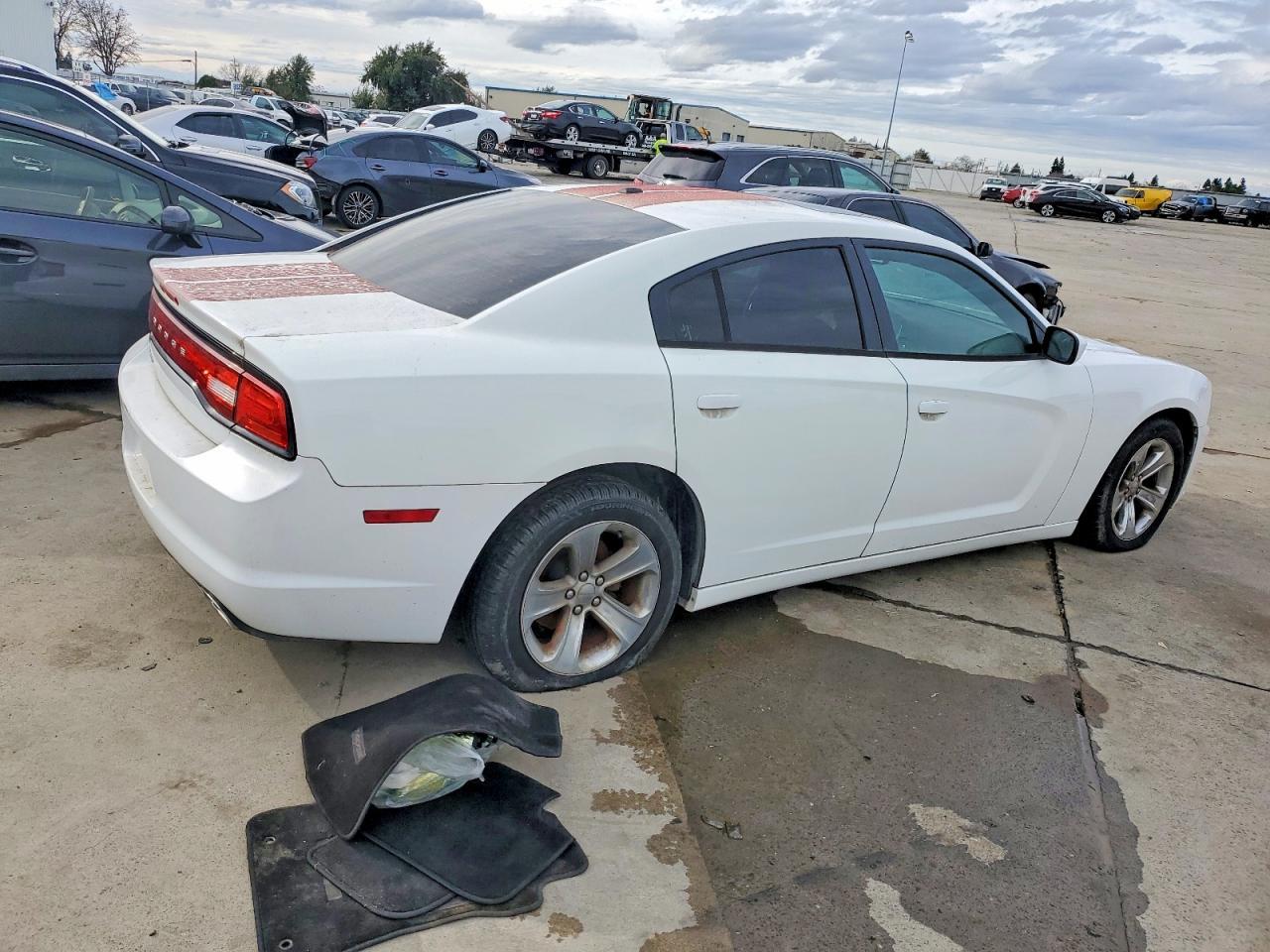 2013 DODGE CHARGER