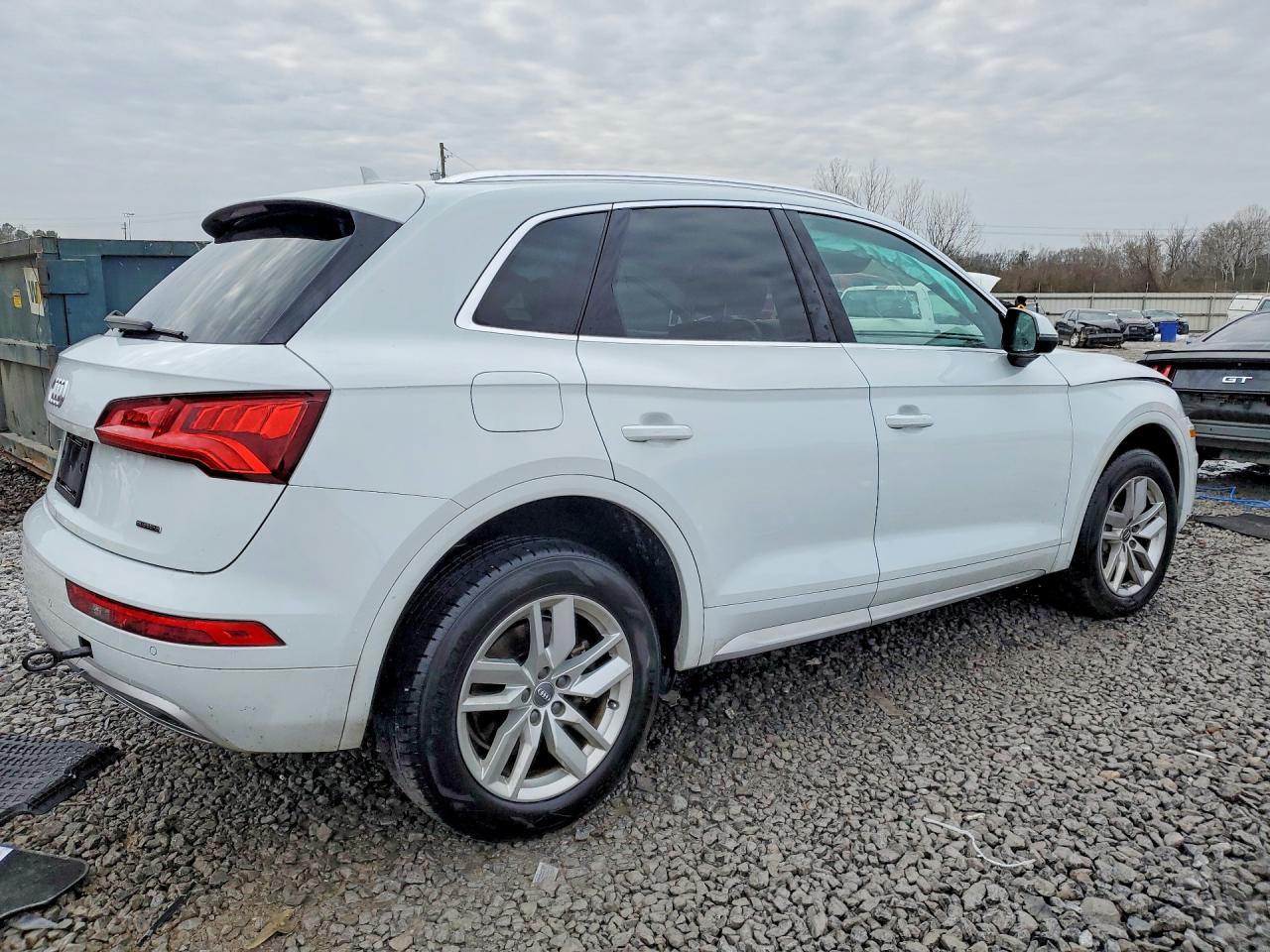 2020 AUDI Q5