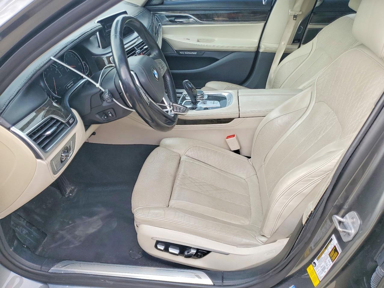 2016 BMW 7 series