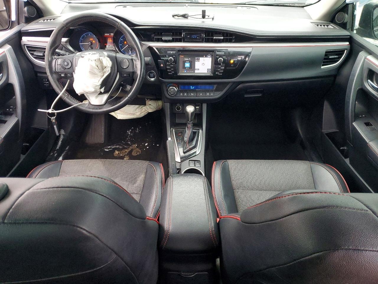 2016 TOYOTA COROLLA