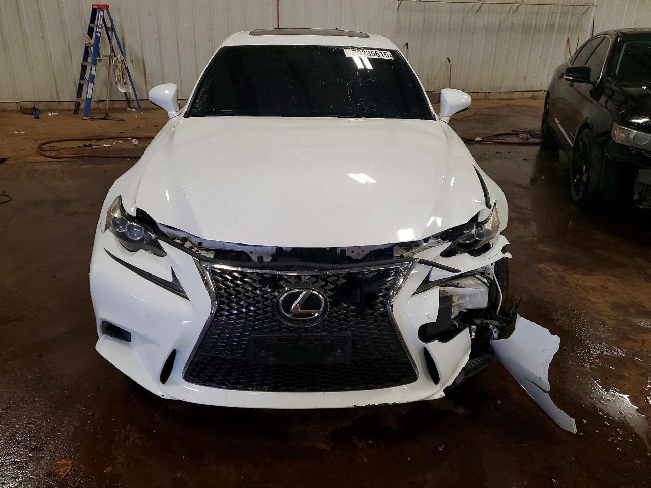 2016 LEXUS IS 200t