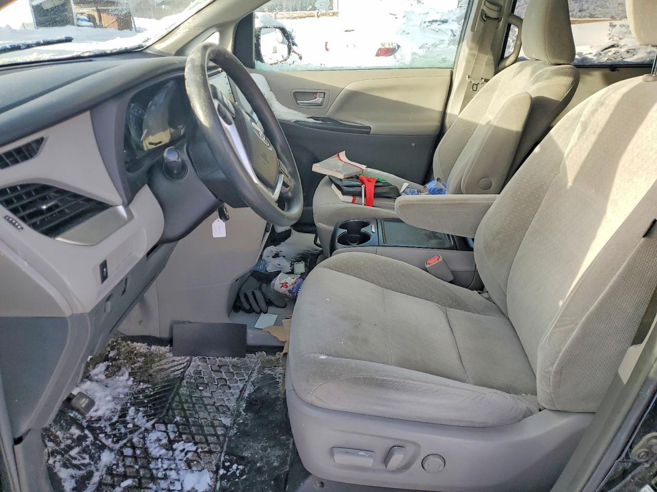2018 TOYOTA SIENNA