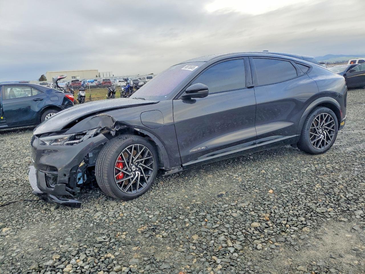 2021 FORD Mustang Mach-E