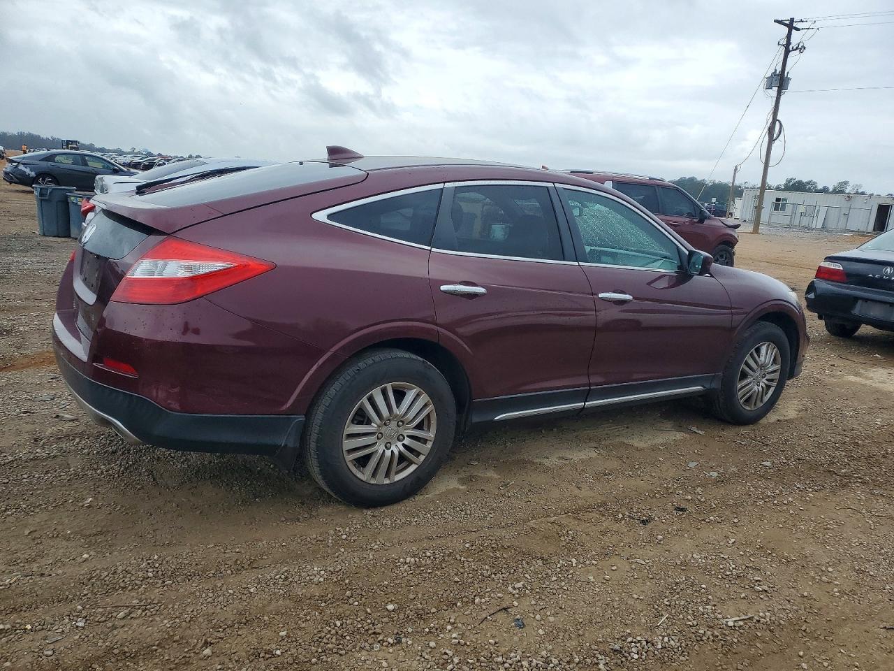 2013 HONDA Crosstour