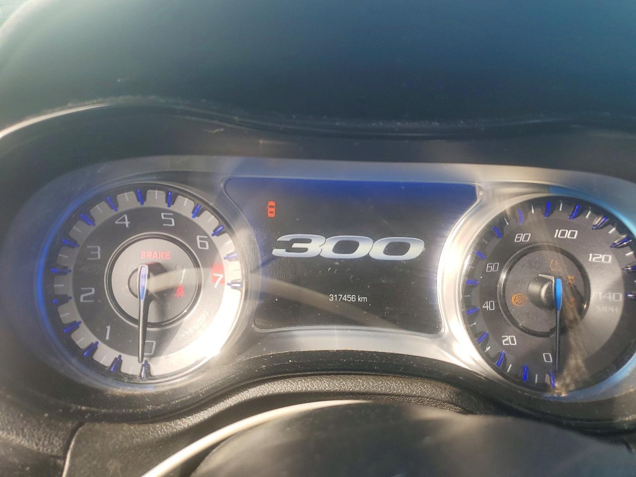 2019 CHRYSLER 300